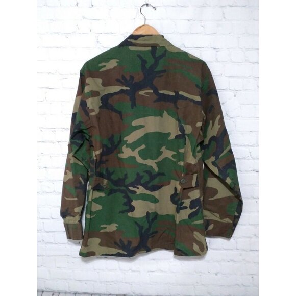 Vanguard Woodland Camouflage Jacket Size Medium Regular - Picture 2 of 5